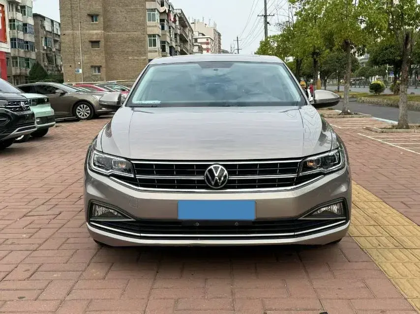 2021 VOLKSWAGEN BORA thumbnail 2
