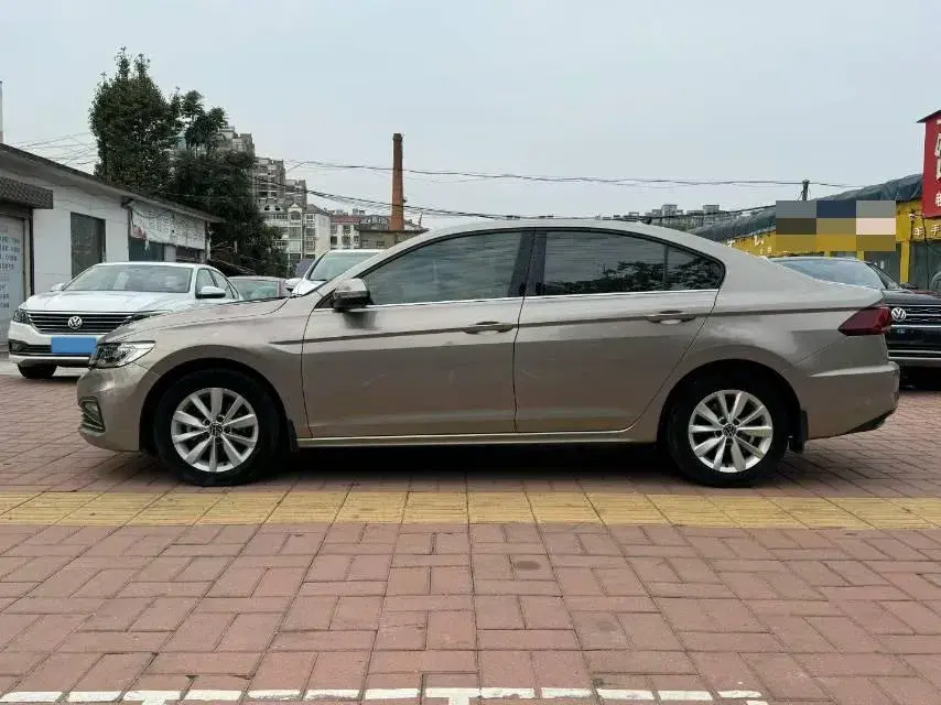 2021 VOLKSWAGEN BORA thumbnail 3