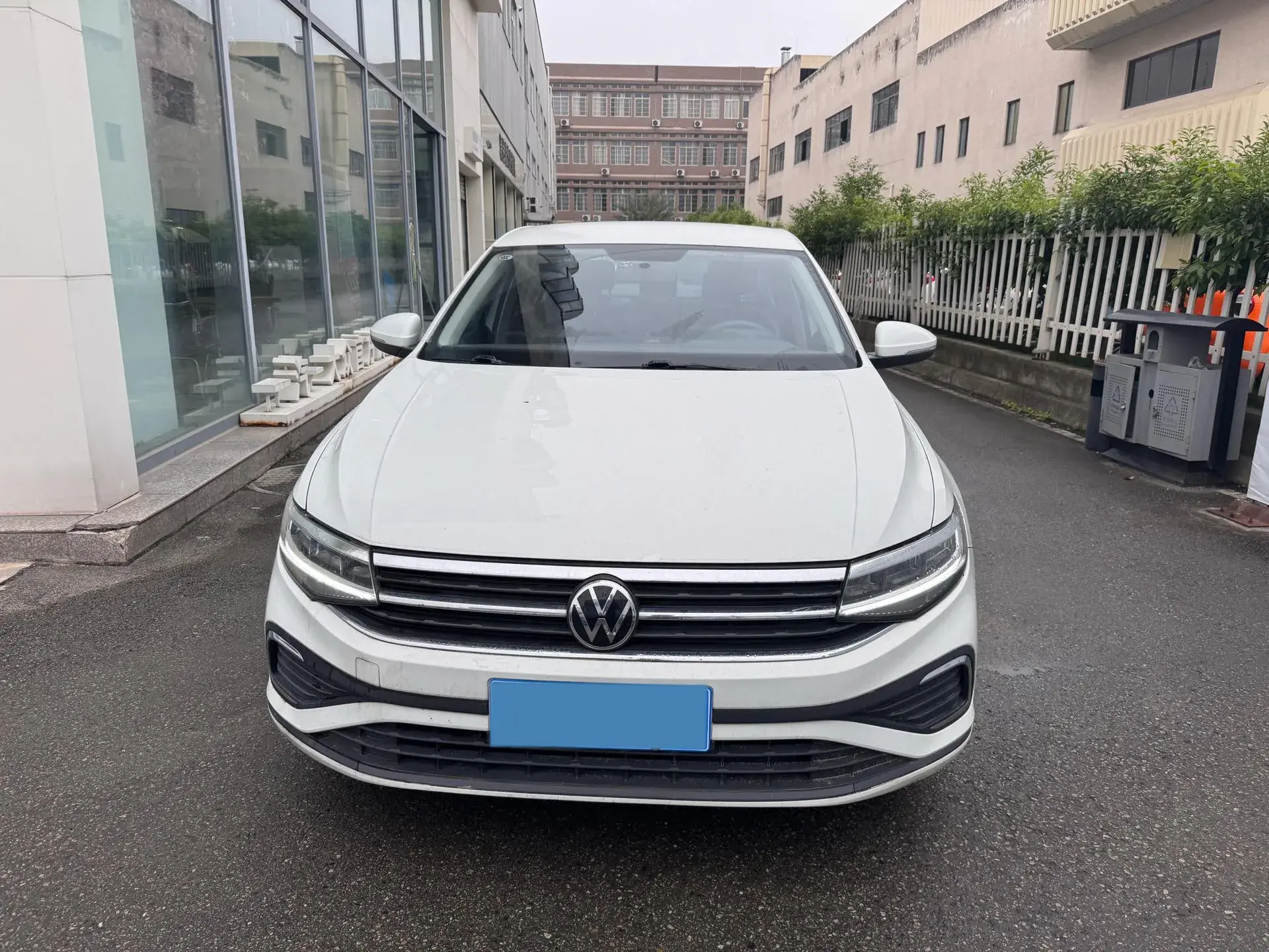 2023 VOLKSWAGEN BORA thumbnail 2