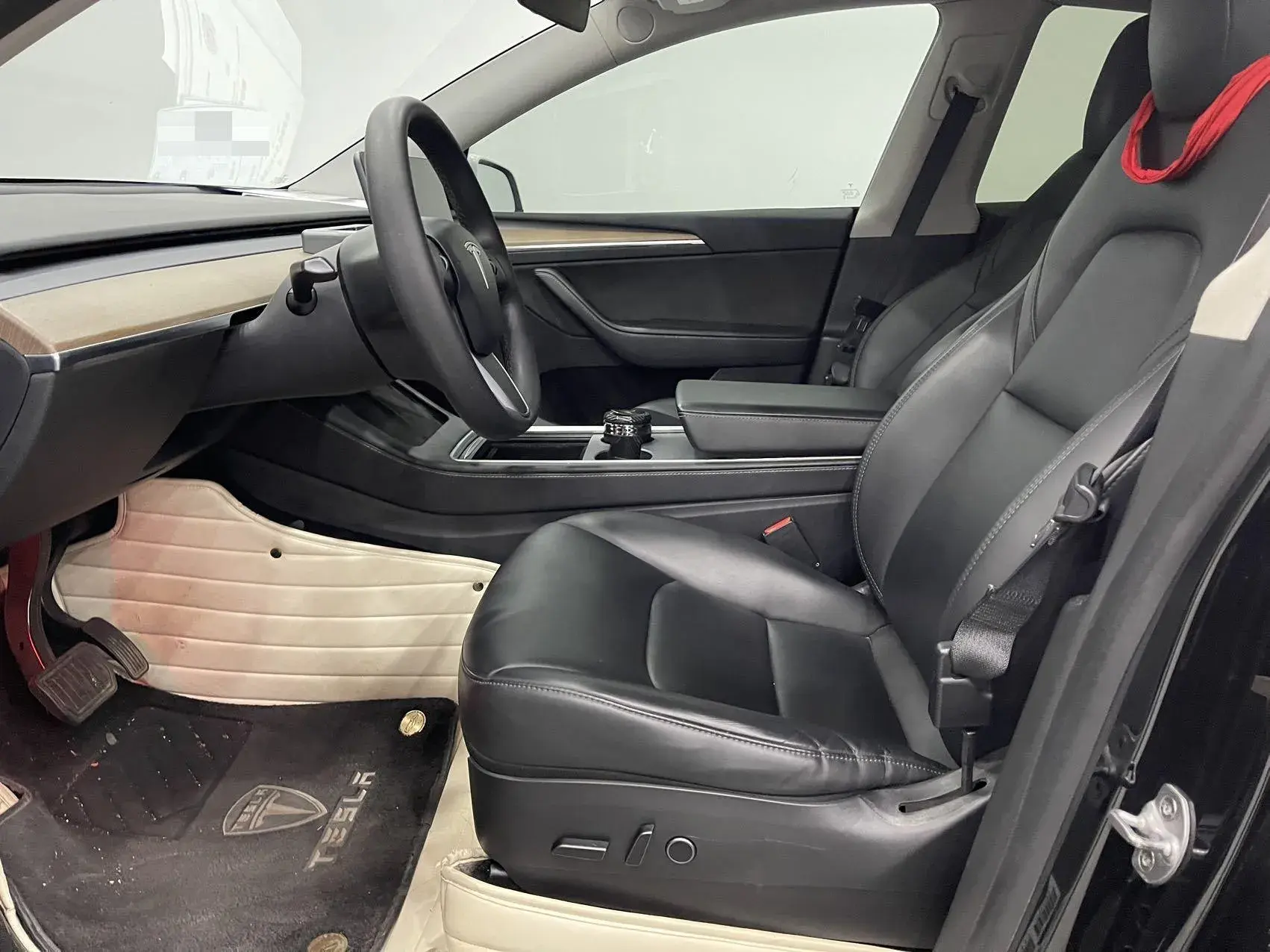 2021 TESLA MODEL thumbnail 4