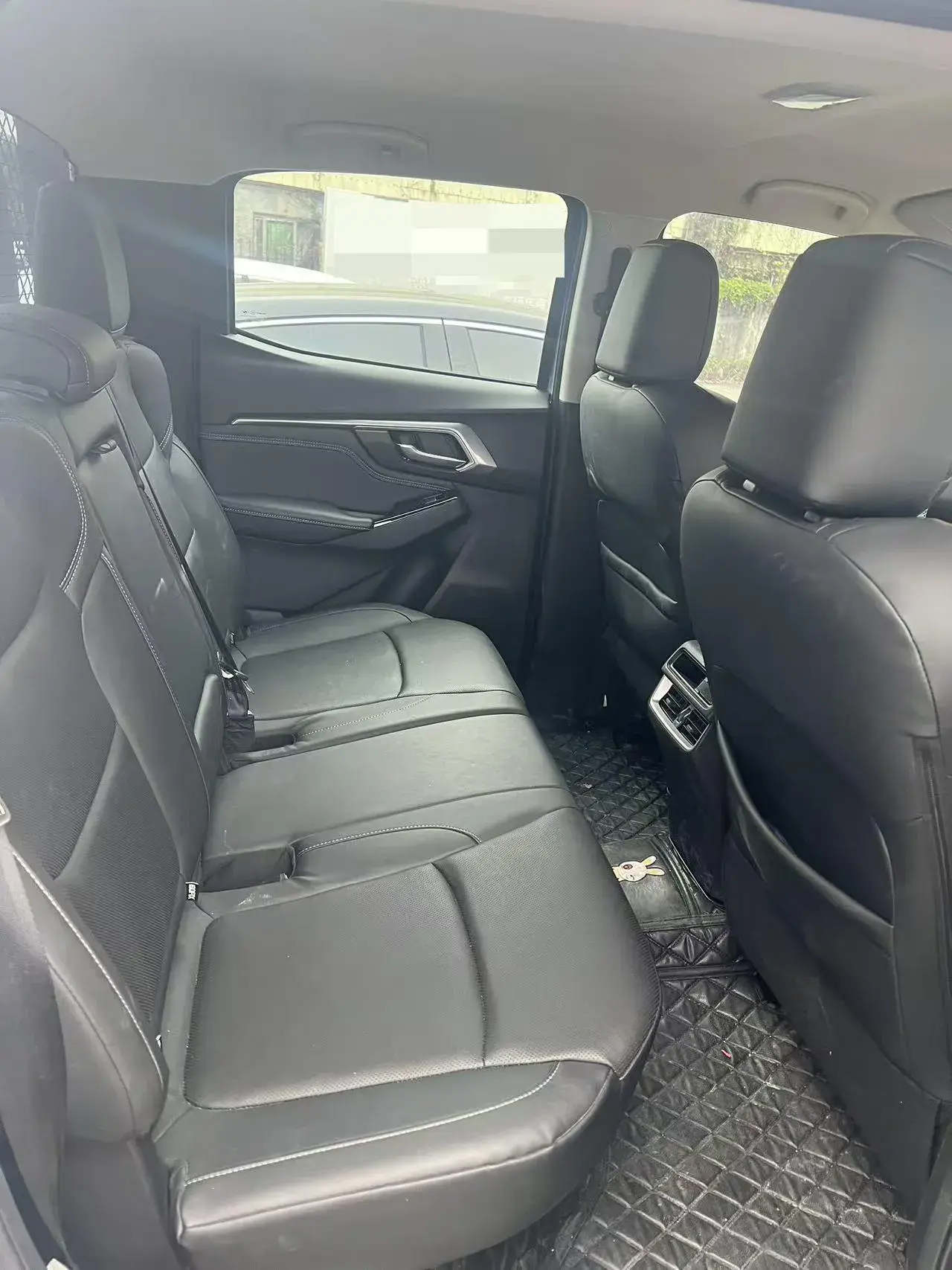 2021 ISUZU D-MAX thumbnail 4