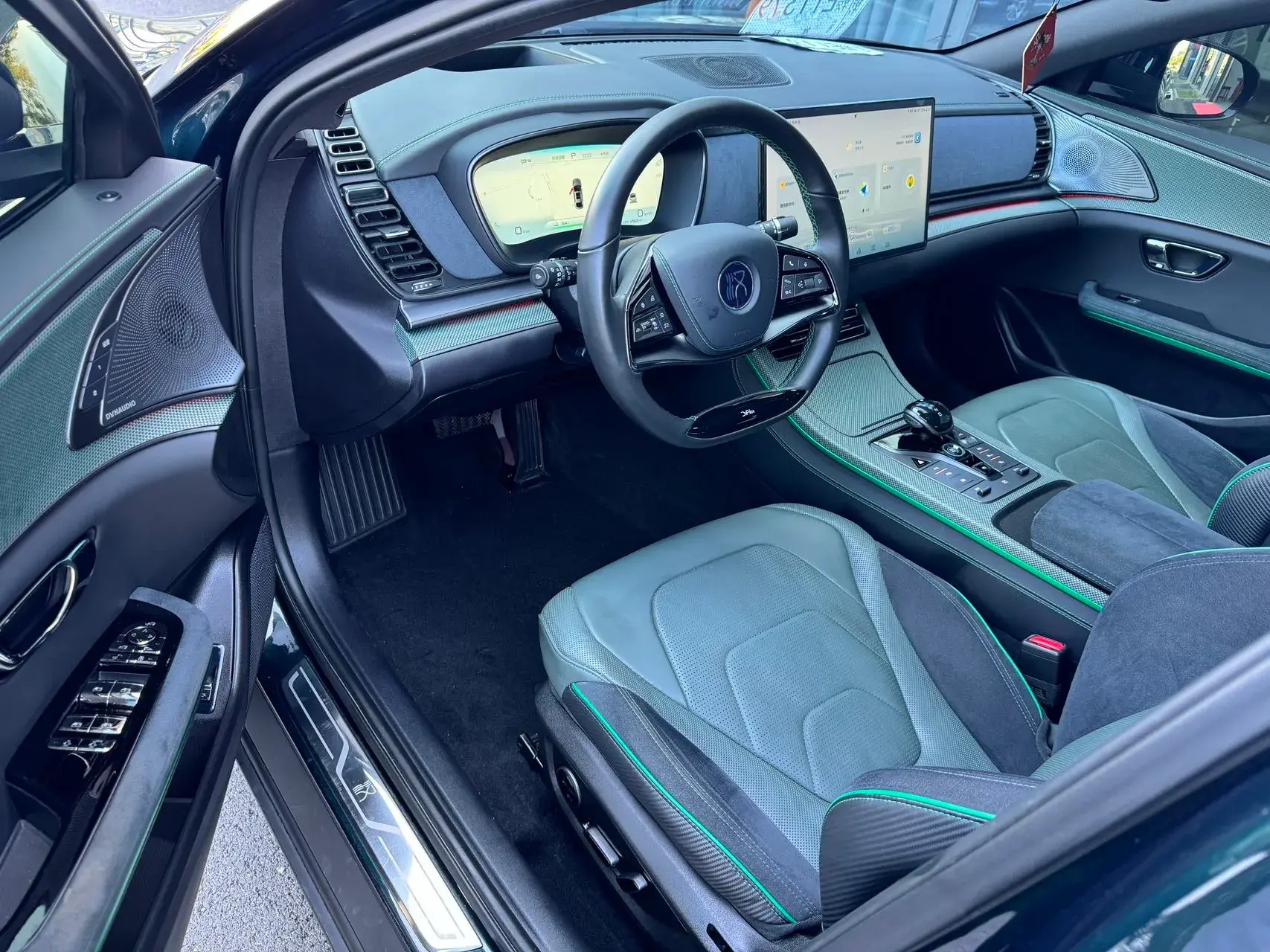 2022 BYD HAN thumbnail 4