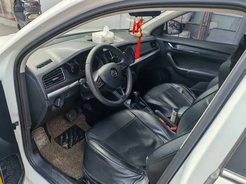 2018 SKODA KAMIQ thumbnail 3