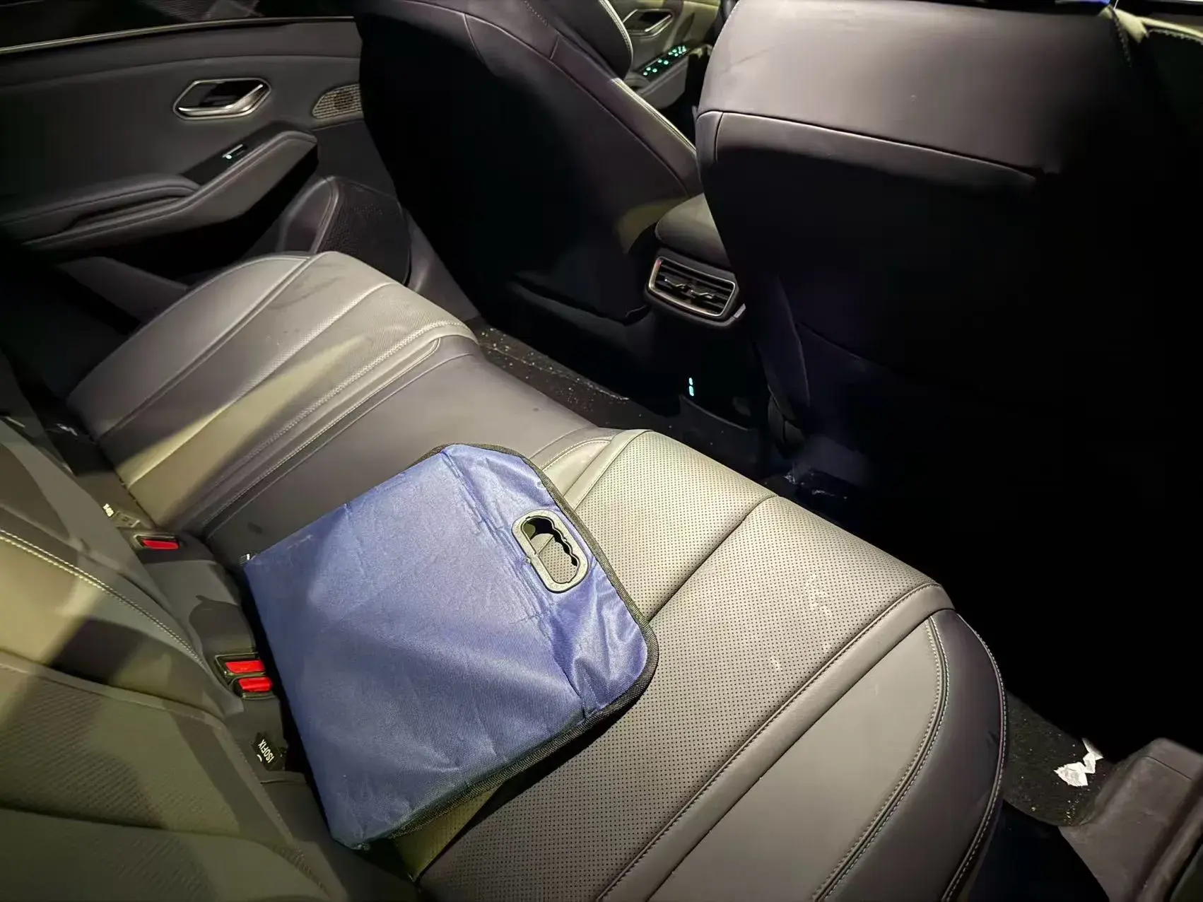 2024 BYD QINL thumbnail 3