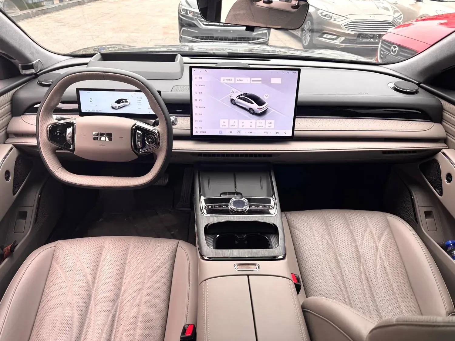 2025 GEELY GALAXY thumbnail 3