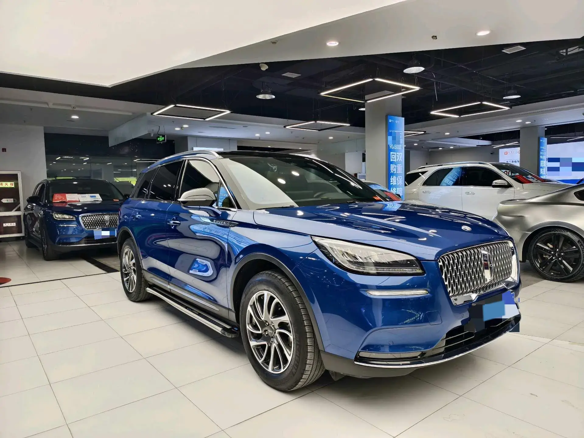 2020 LINCOLN CORSAIR thumbnail 3