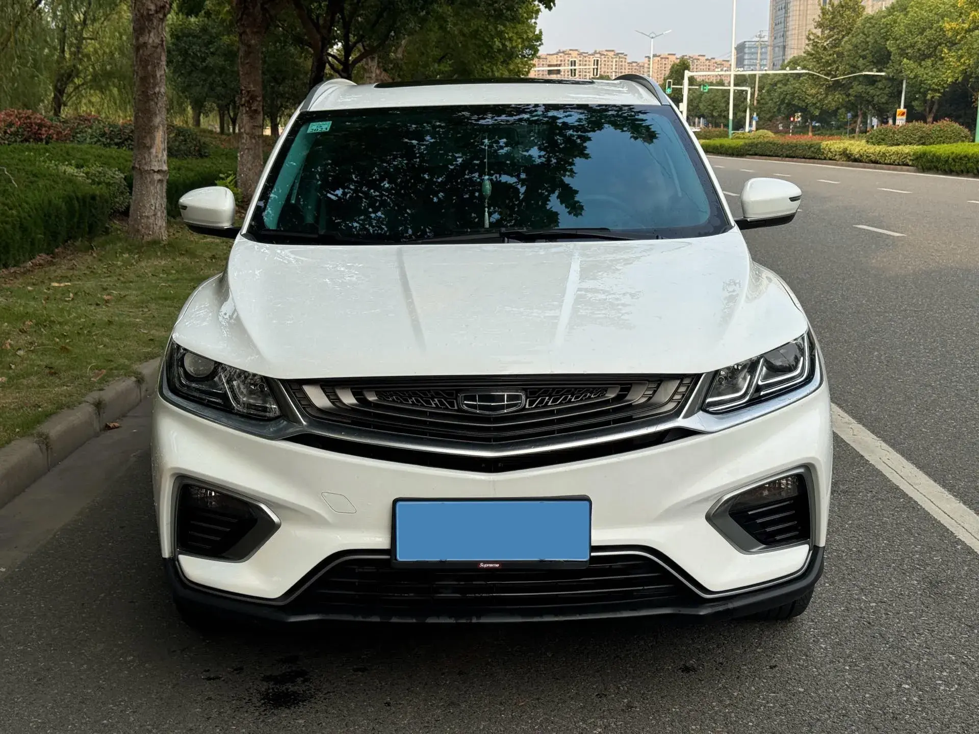 2020 GEELY COOLRAY thumbnail 2