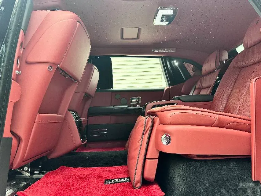 2018 Rolls-Royce Phantom 6.7T 571HP V12 8AT,autocango,china used car exporter,china ev exporter,chinese used car exporter,chinese used ev exporter