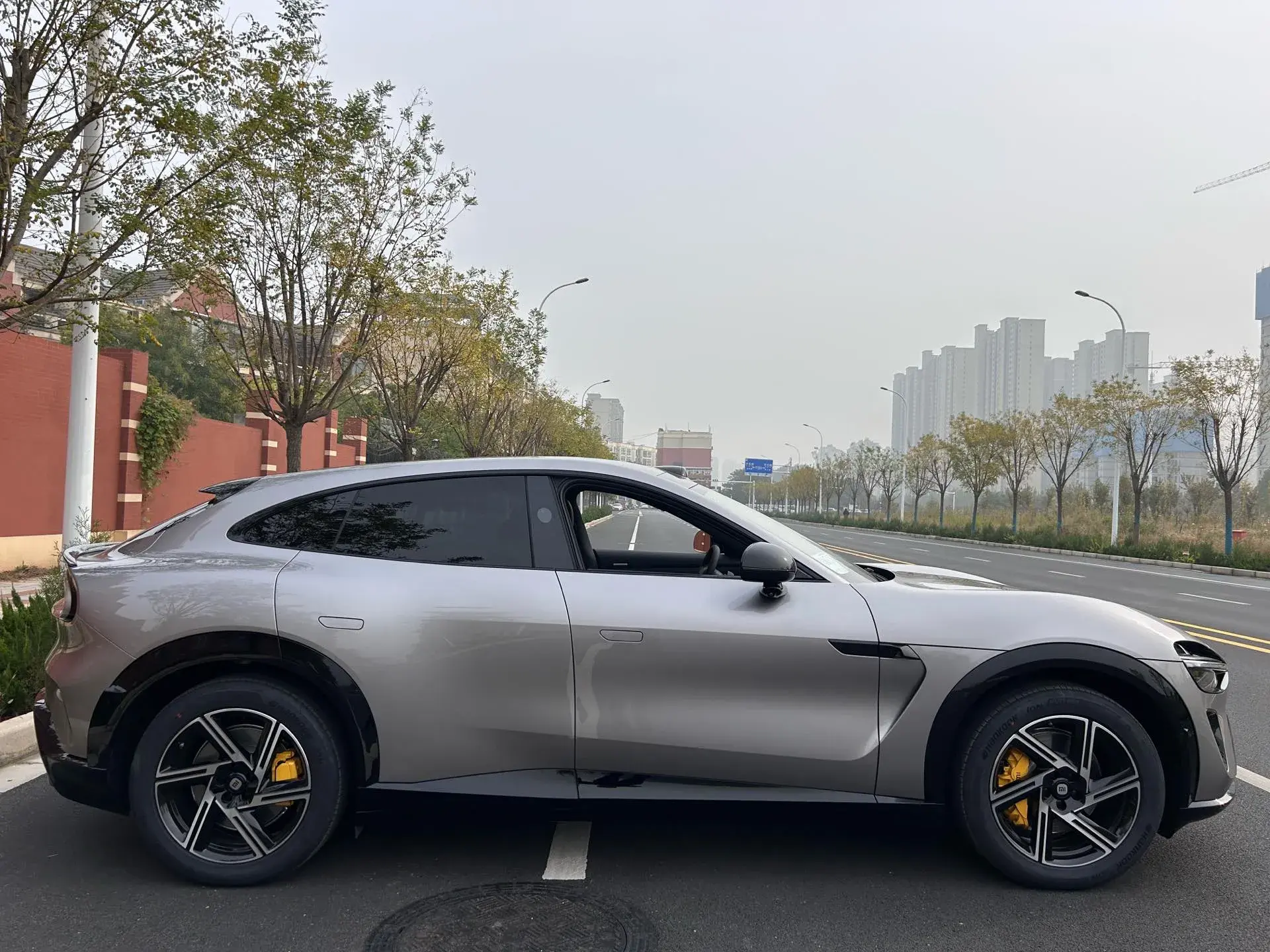 2025 MI YU7 thumbnail 4