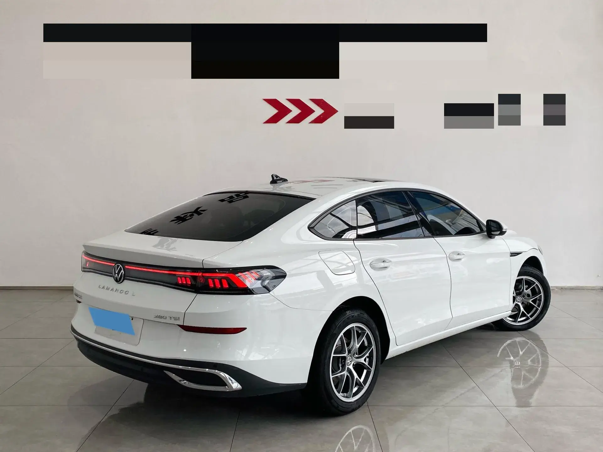 2024 VOLKSWAGEN LAMANDO thumbnail 3