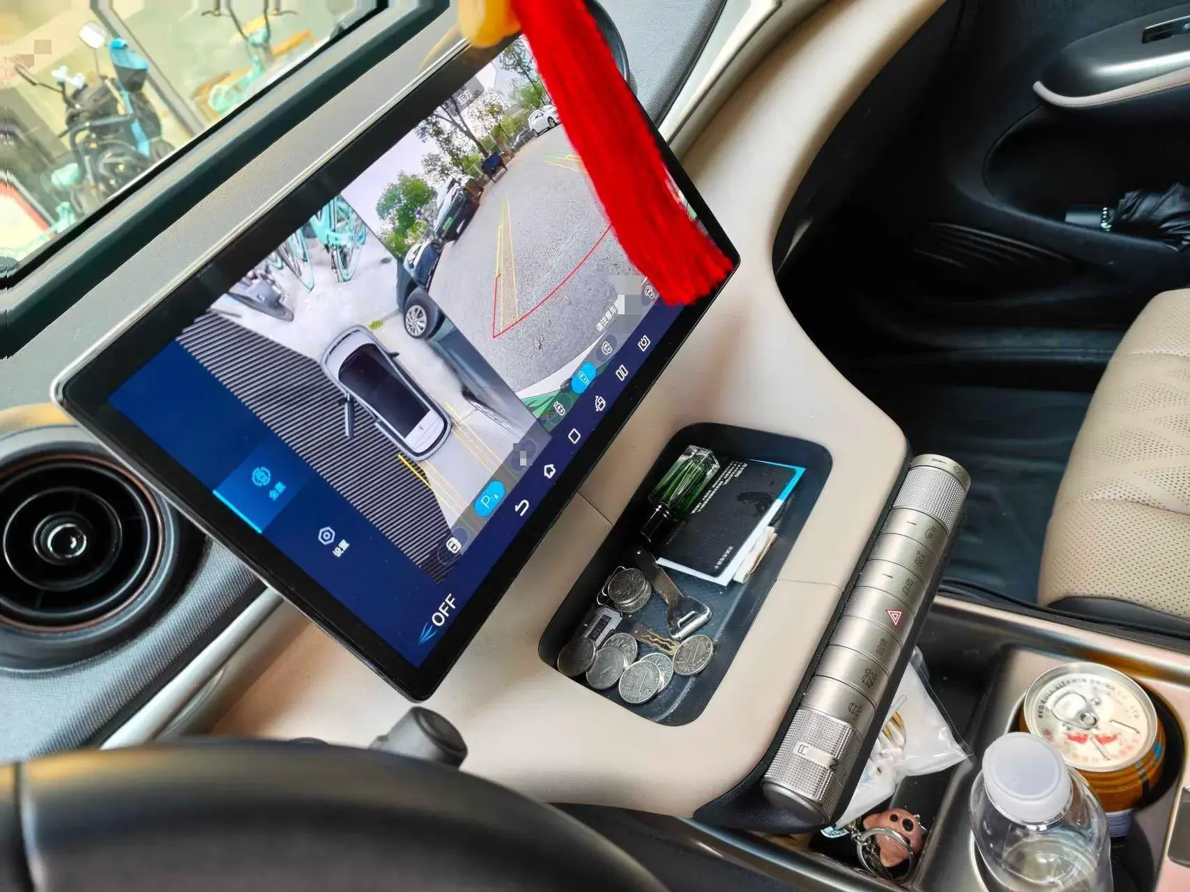 2023 BYD DOLPHIN thumbnail 4