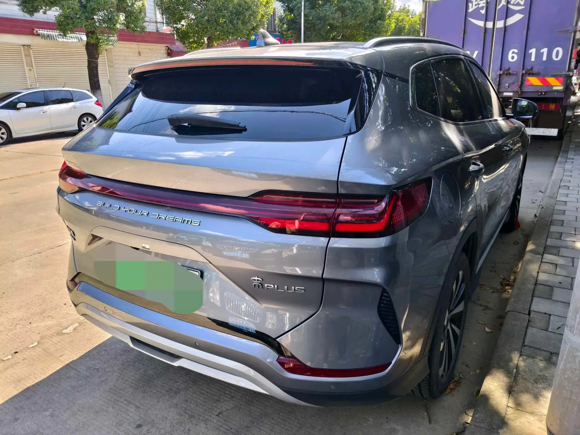 2023 BYD SONG thumbnail 2