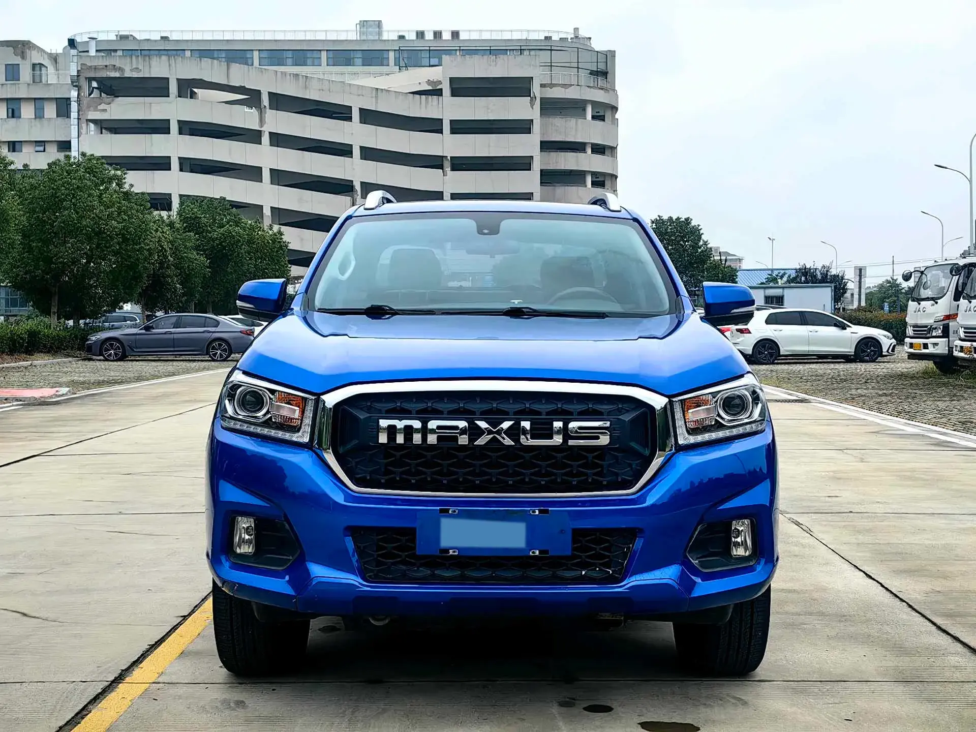 2021 MAXUS T70 thumbnail 2