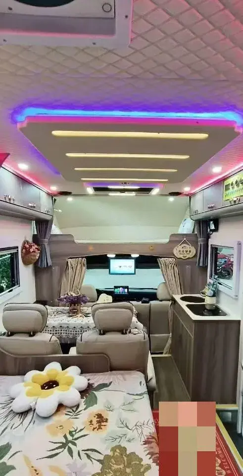 2021 MAXUS V90 thumbnail 2