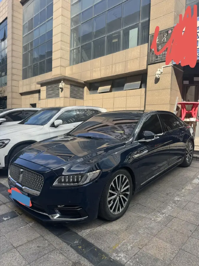 2018 Lincoln Continental 2.0T 261HP L4 6AT