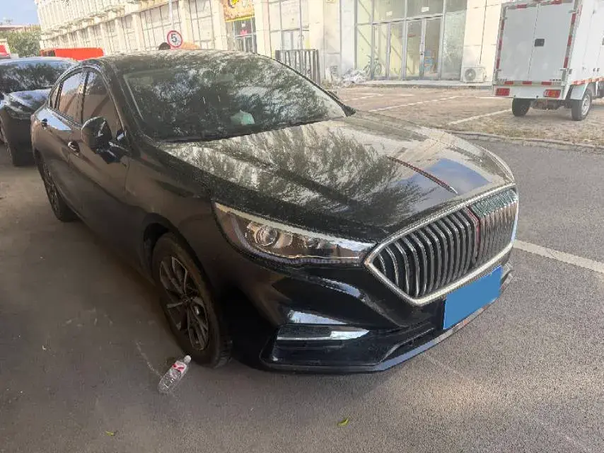 2022 HONGQI H5 thumbnail 3