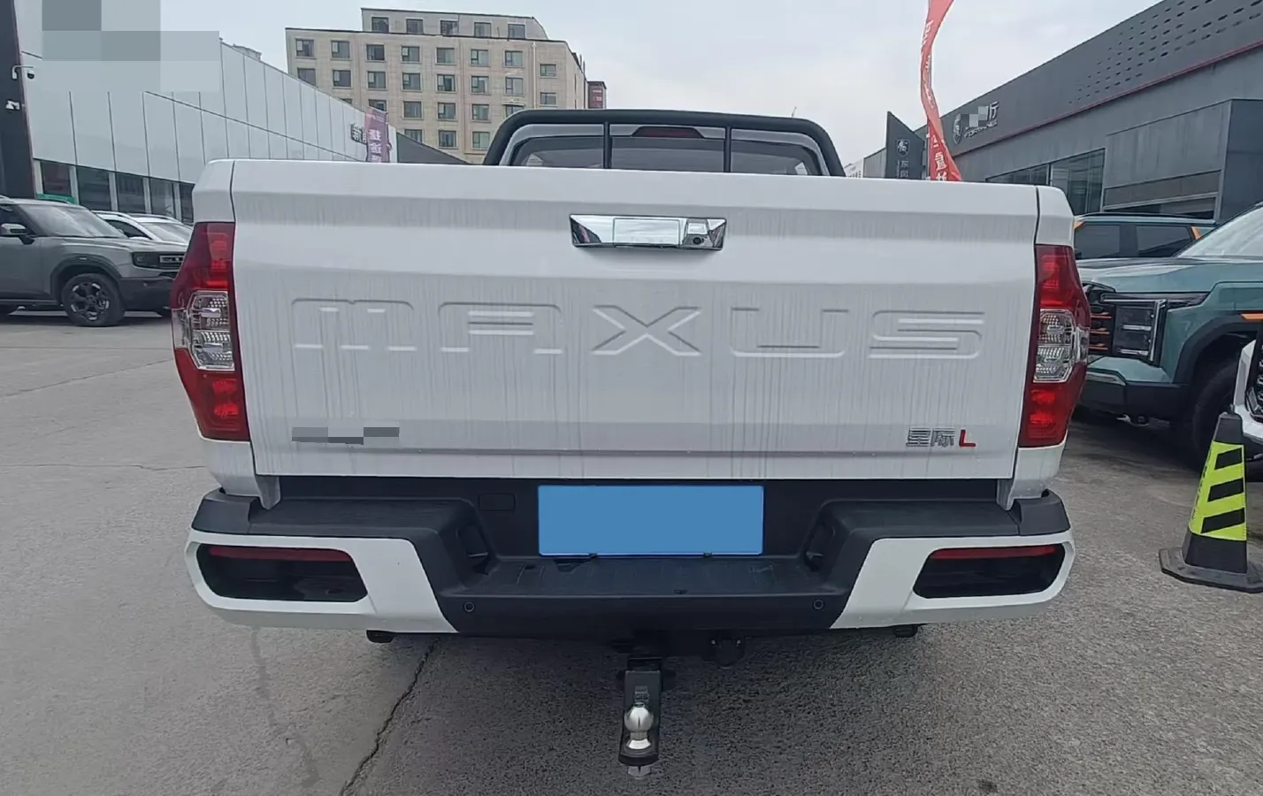 2025 MAXUS InterstellarX 2.5T 224HP L4 8AT,autocango,china used car exporter,china ev exporter,chinese used car exporter,chinese used ev exporter