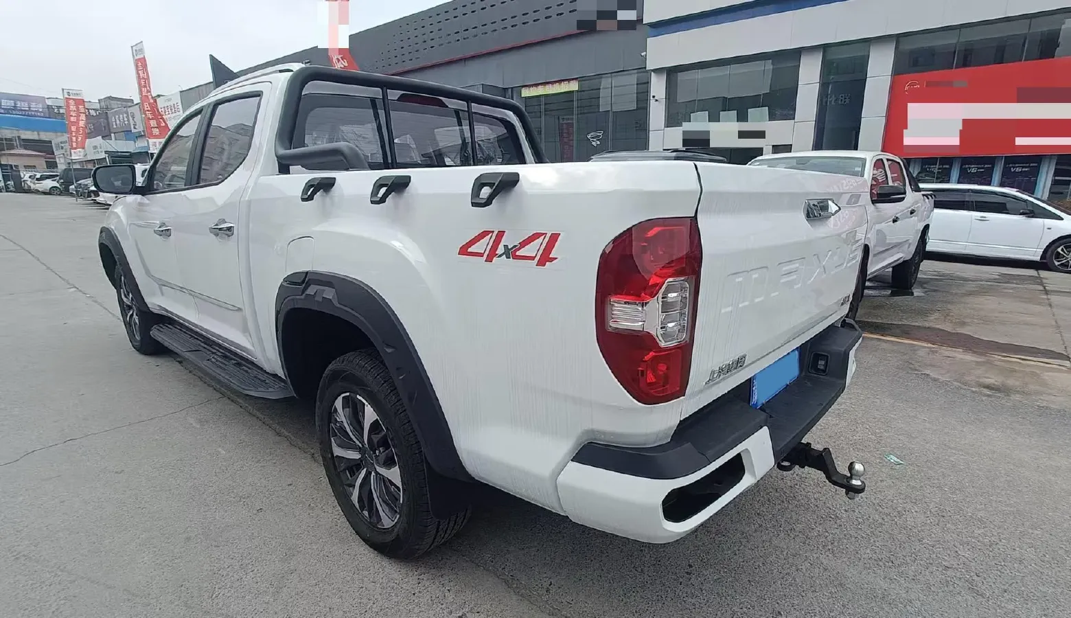 2025 MAXUS InterstellarX 2.5T 224HP L4 8AT,autocango,china used car exporter,china ev exporter,chinese used car exporter,chinese used ev exporter