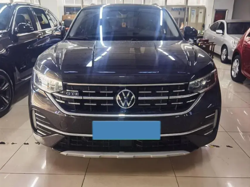 2023 VOLKSWAGEN TAYRON thumbnail 2