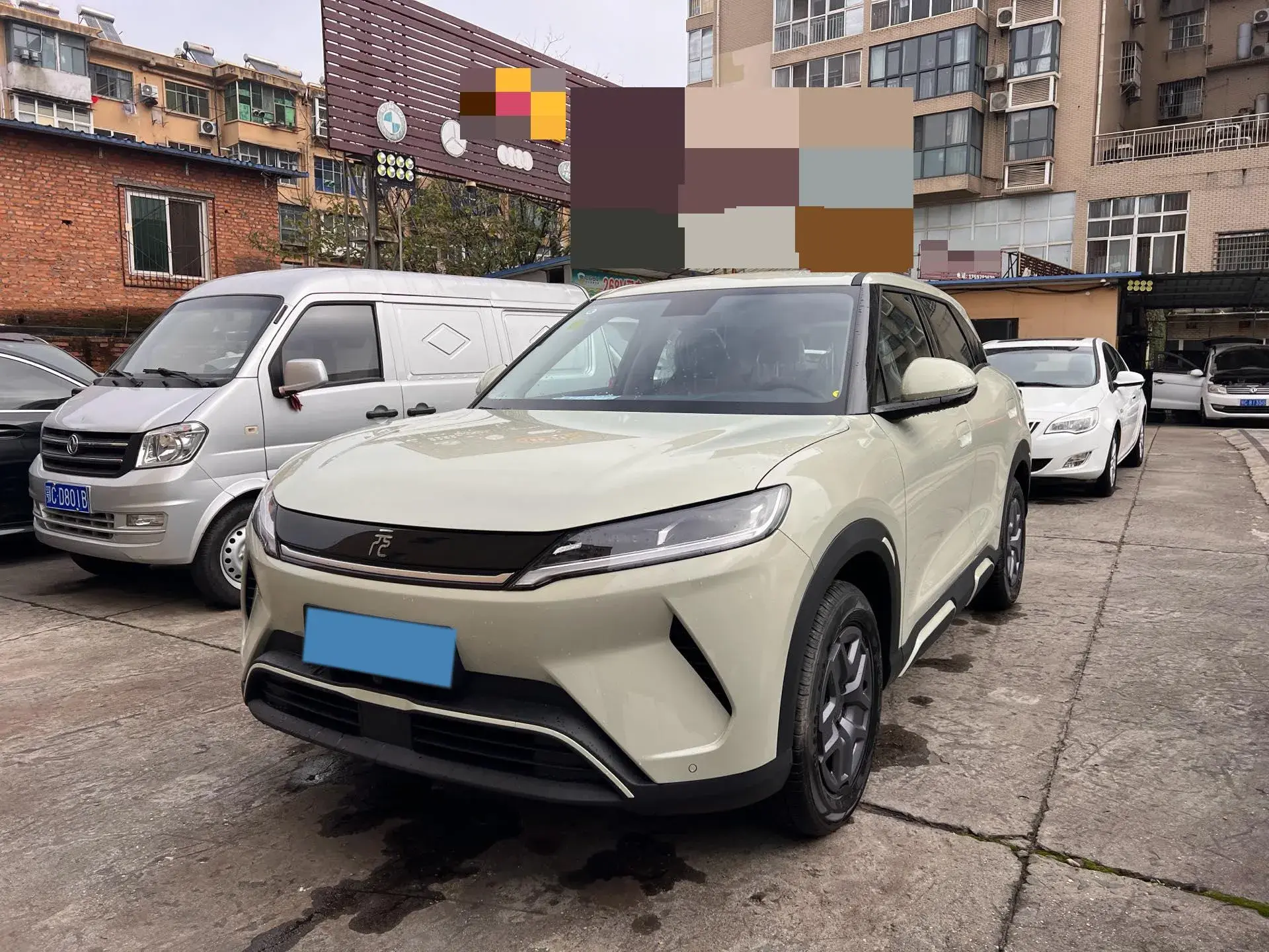 2025 BYD YUANUP view 1