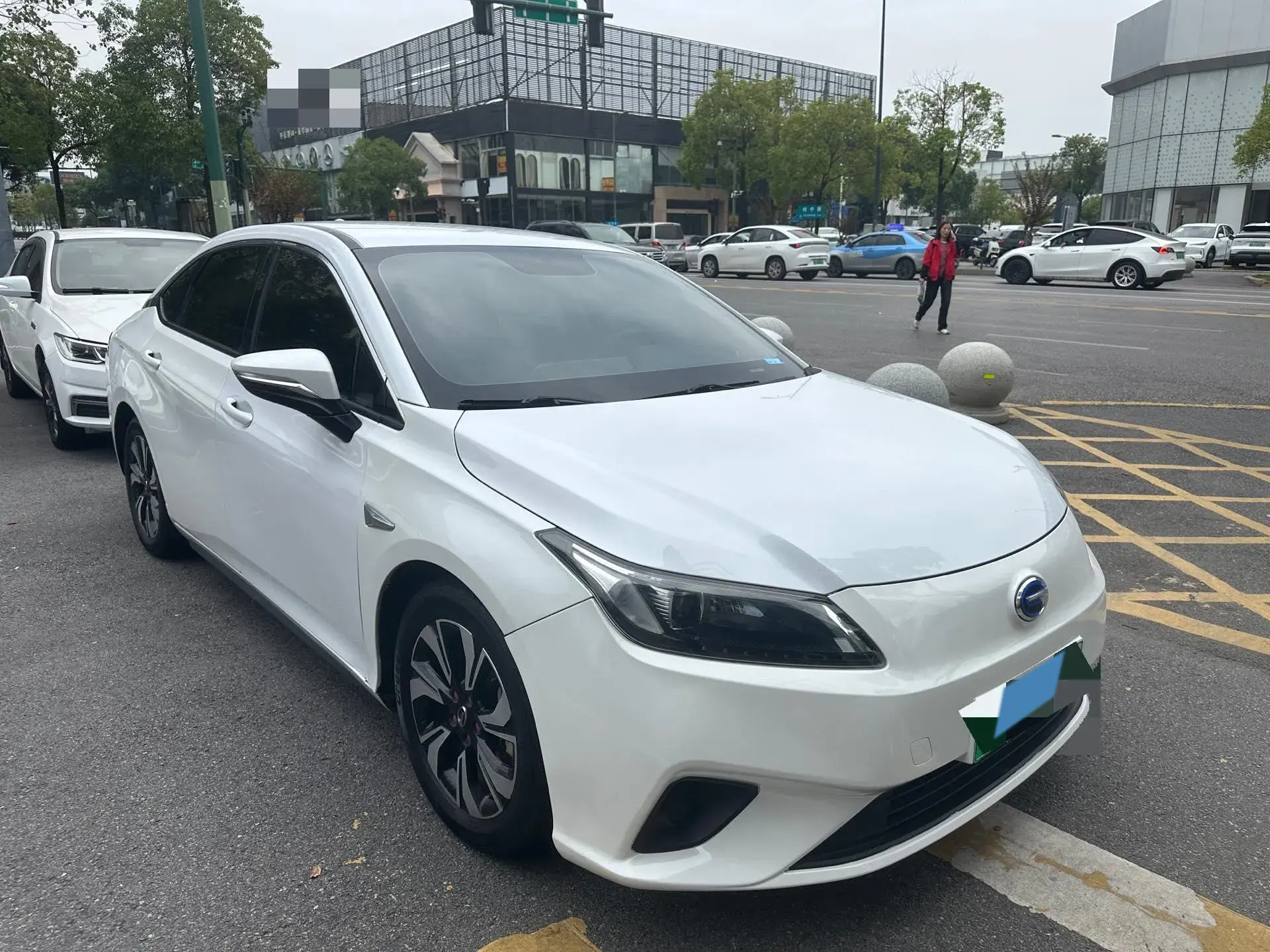 2019 AION S thumbnail 2