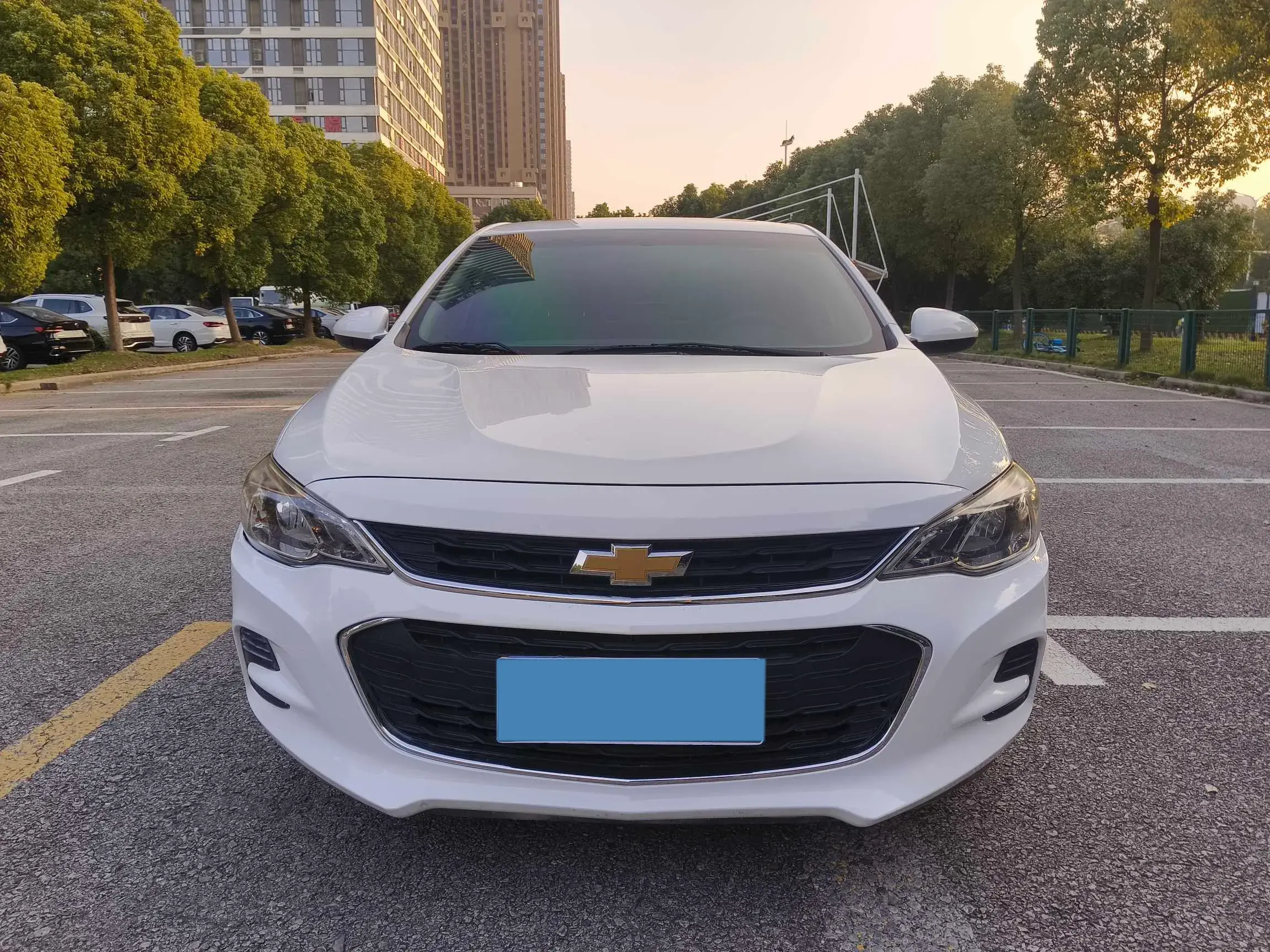 2018 CHEVROLET CAVALIER thumbnail 3