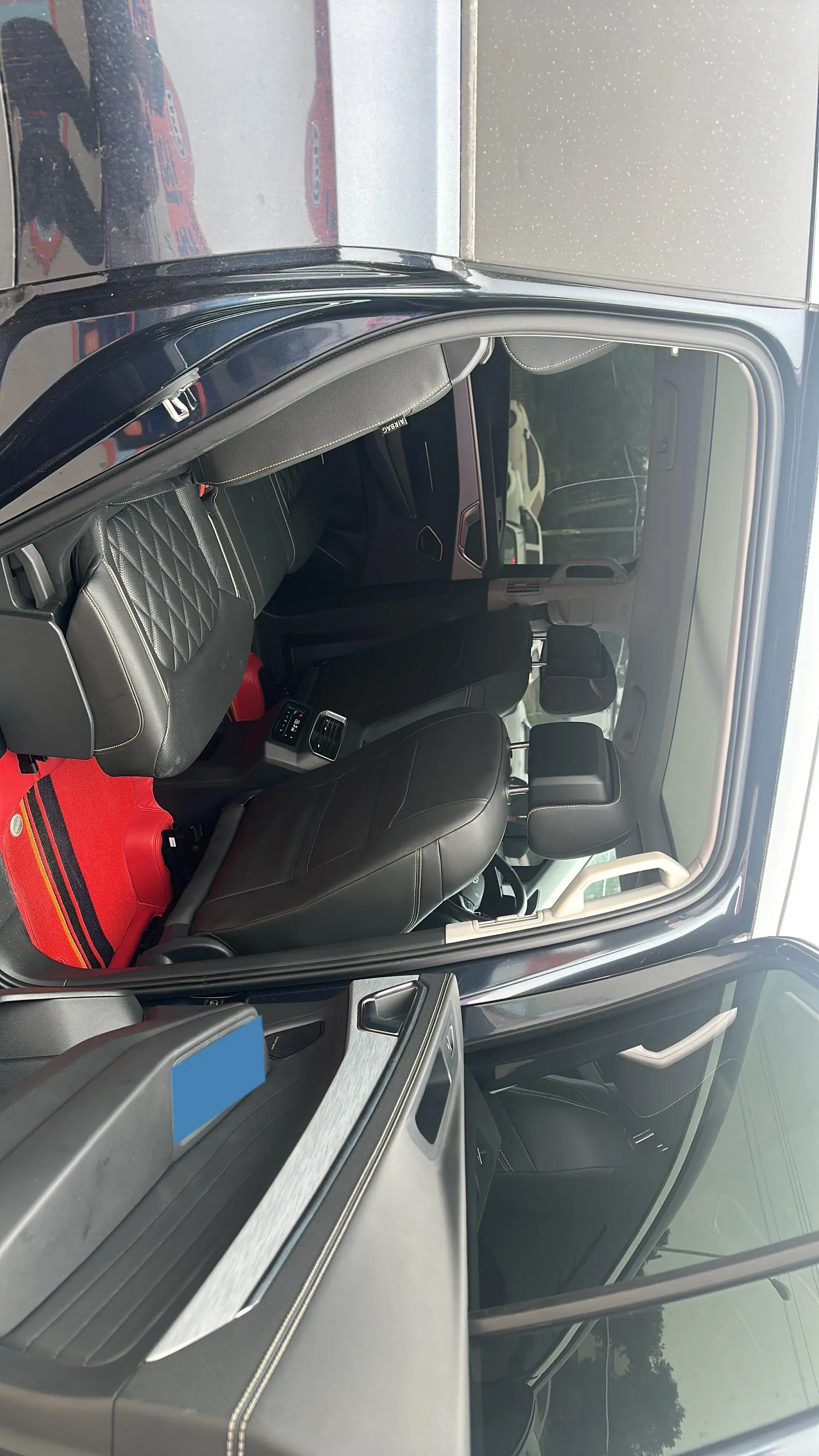 2022 VOLKSWAGEN TALAGON thumbnail 4