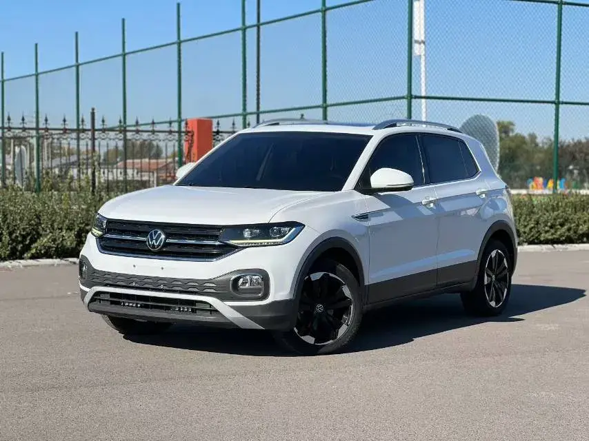 2020 VOLKSWAGEN TACQUA view 1