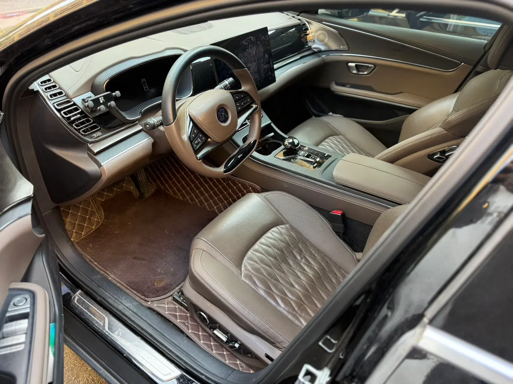 2020 BYD HAN thumbnail 3