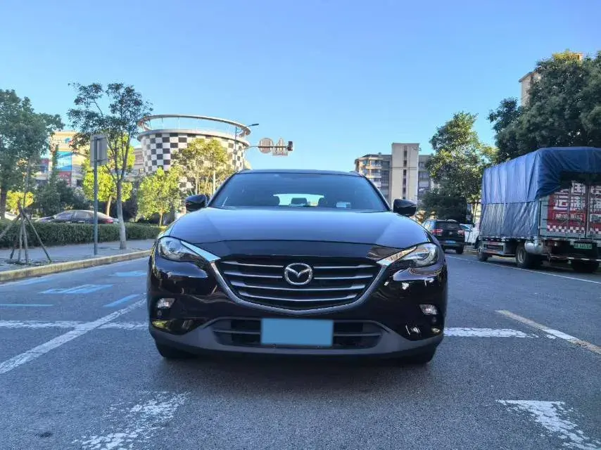 2018 MAZDA CX-4 thumbnail 2