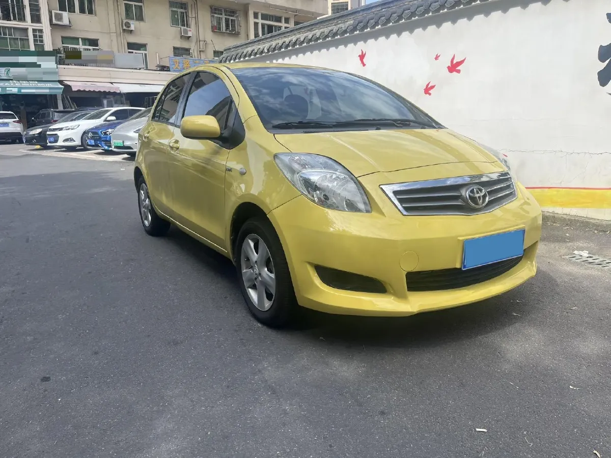 2011 Toyota Yaris 1.6L 118HP L4 4AT,autocango,china used car exporter,china ev exporter,chinese used car exporter,chinese used ev exporter