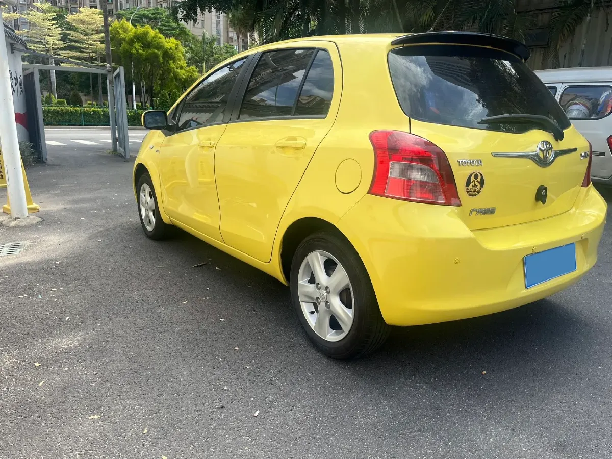 2011 Toyota Yaris 1.6L 118HP L4 4AT,autocango,china used car exporter,china ev exporter,chinese used car exporter,chinese used ev exporter