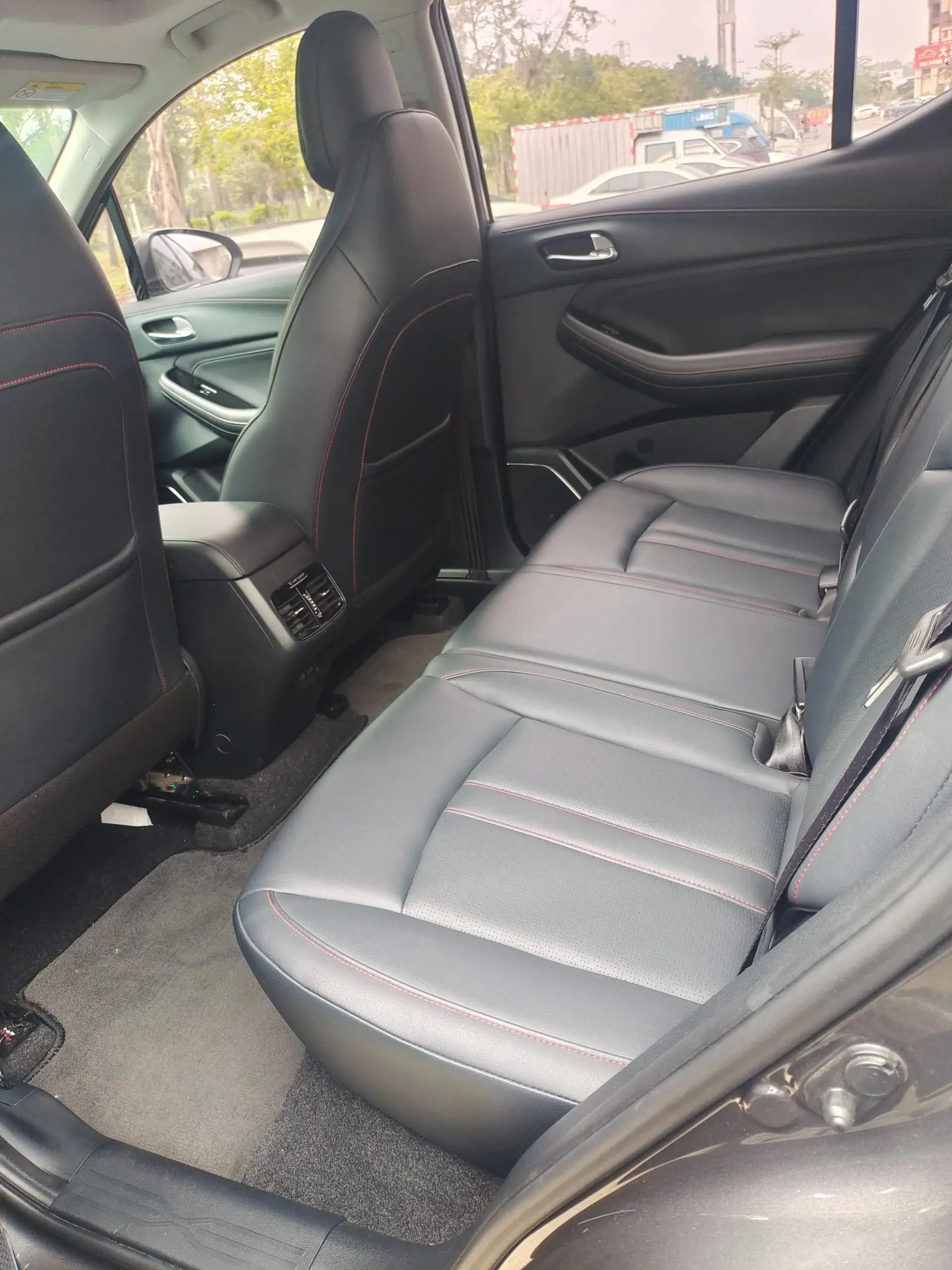 2021 GAC TRUMPCHI thumbnail 4