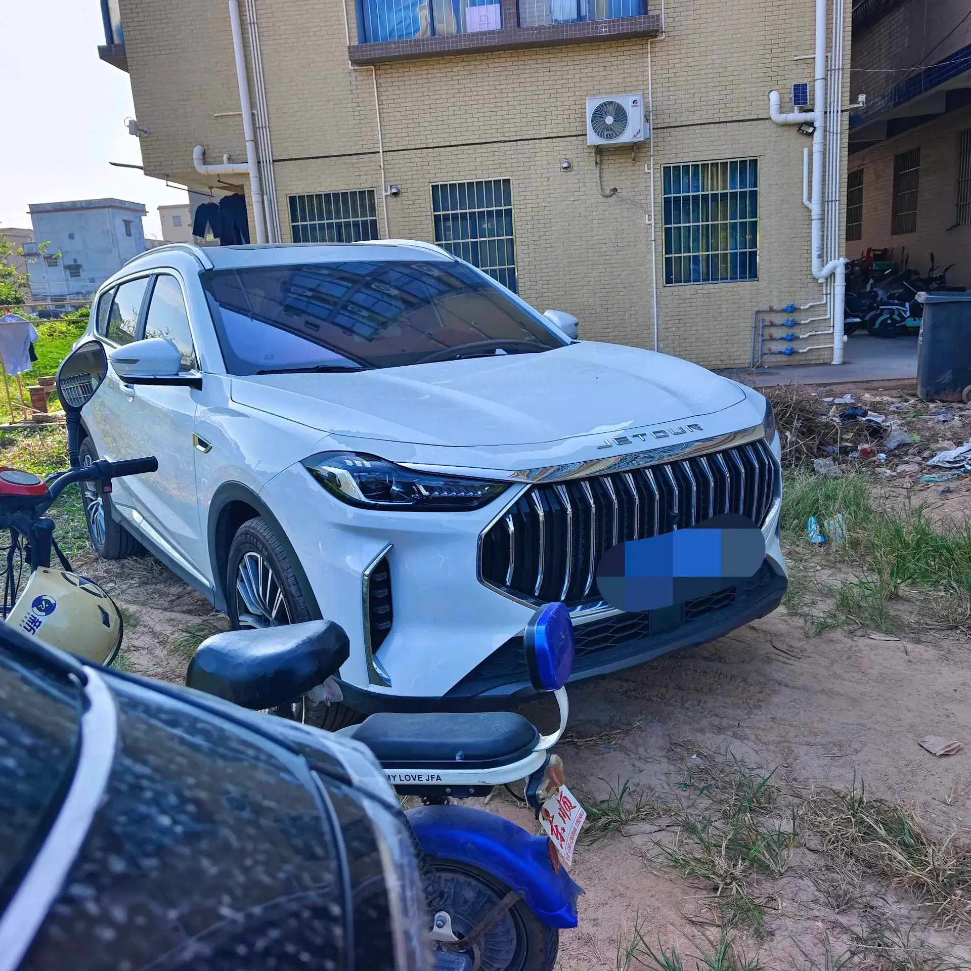 2025 JETOUR X70 thumbnail 3