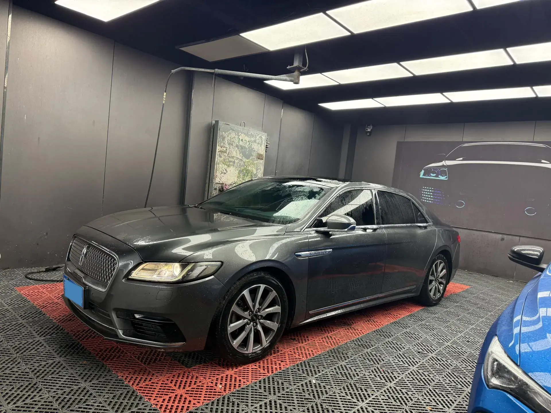 2017 LINCOLN CONTINENTAL view 1