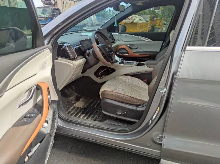 2023 BYD SONG thumbnail 4