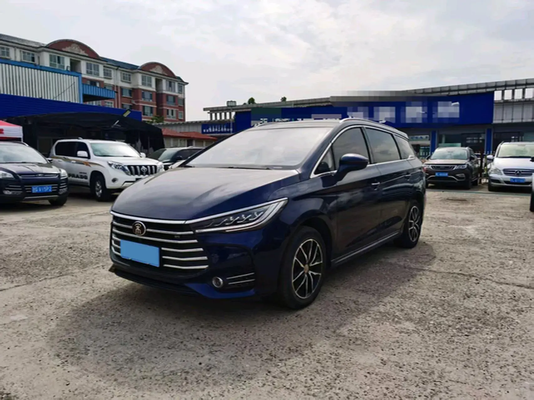 2018 BYD SONG view 1