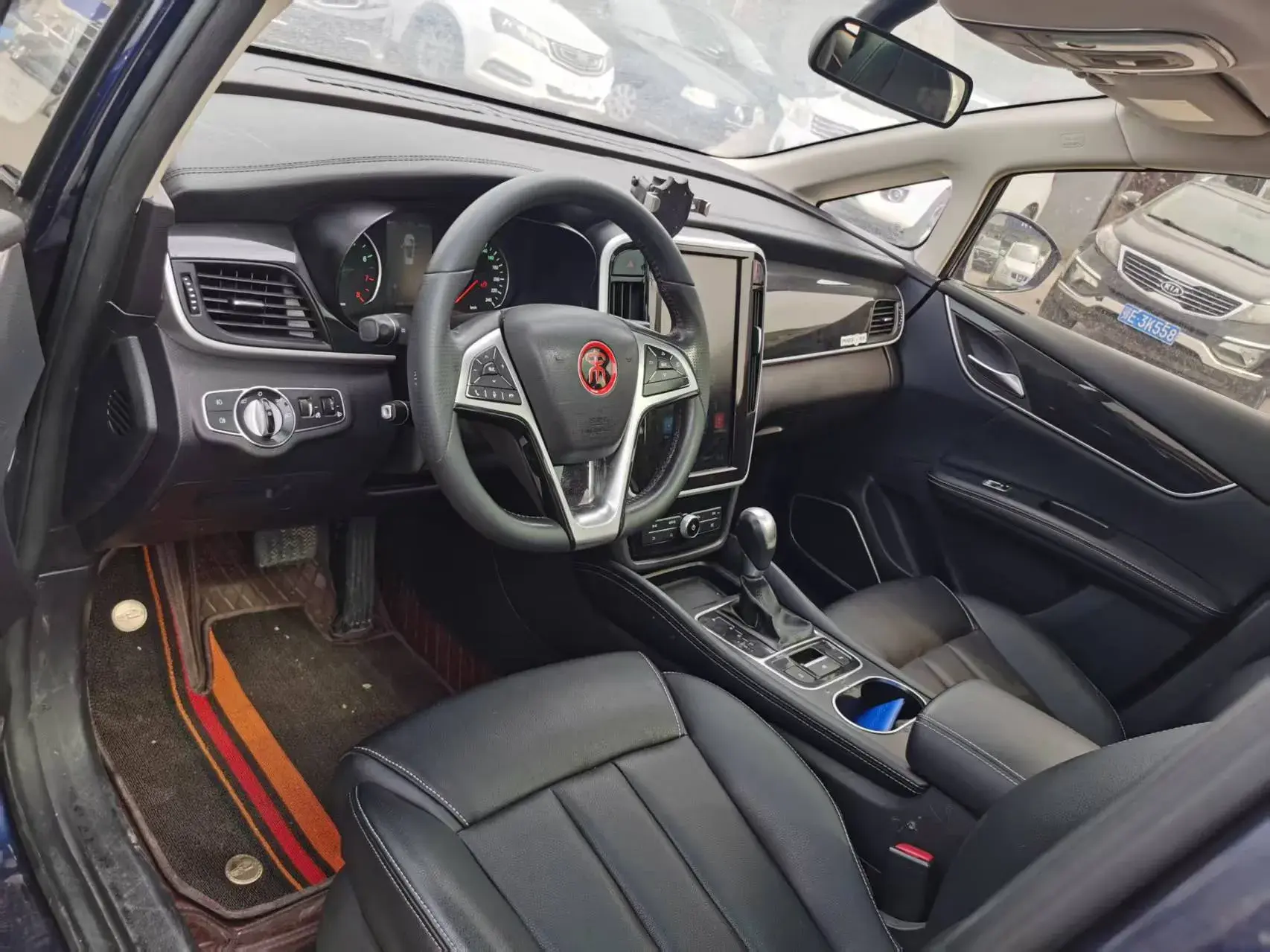 2018 BYD SONG thumbnail 4