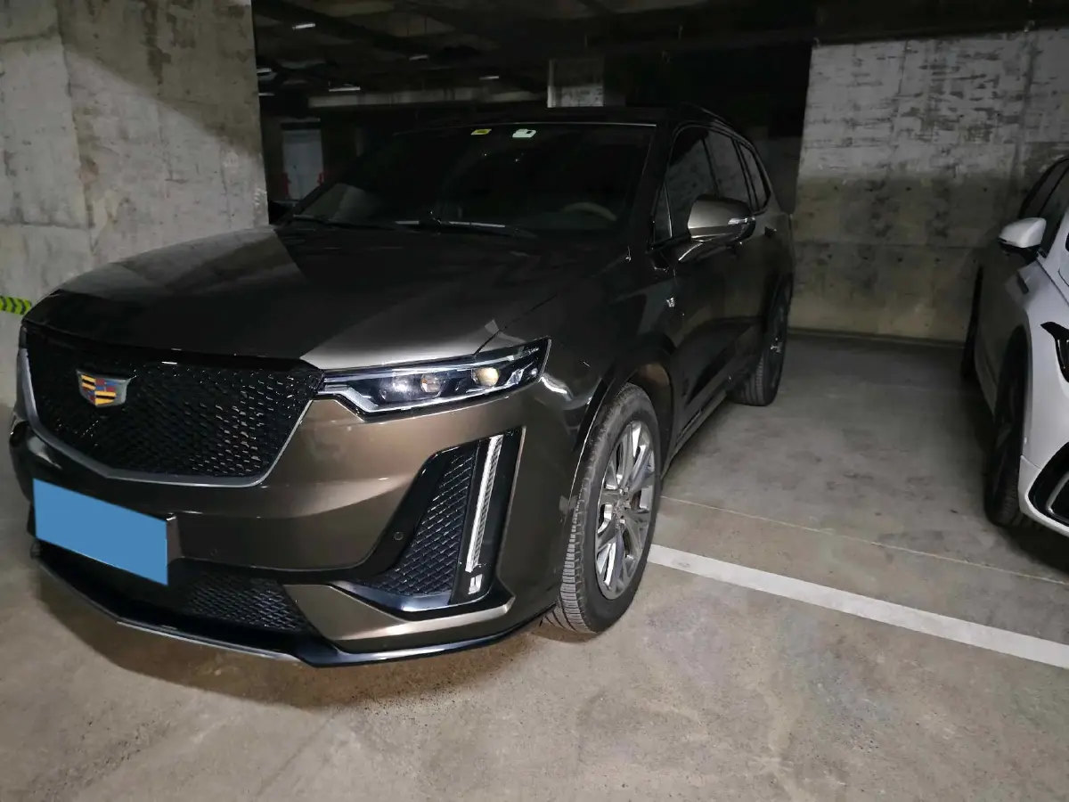 2019 Cadillac CT6 2.0T 241HP L4 10AT