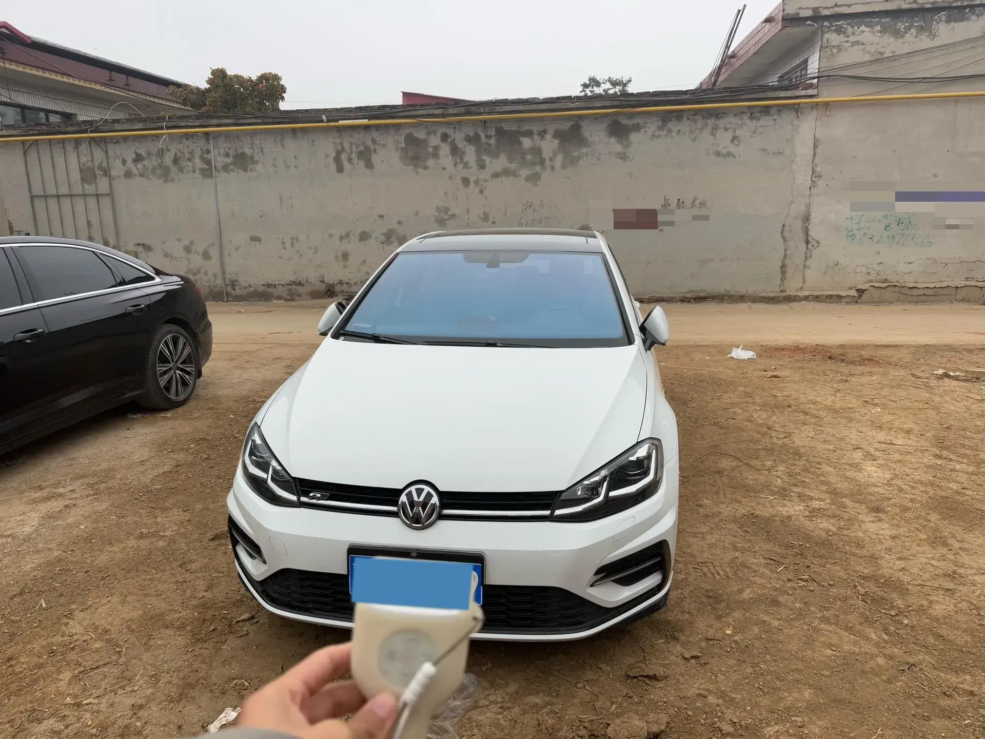 2018 VOLKSWAGEN GOLF thumbnail 2