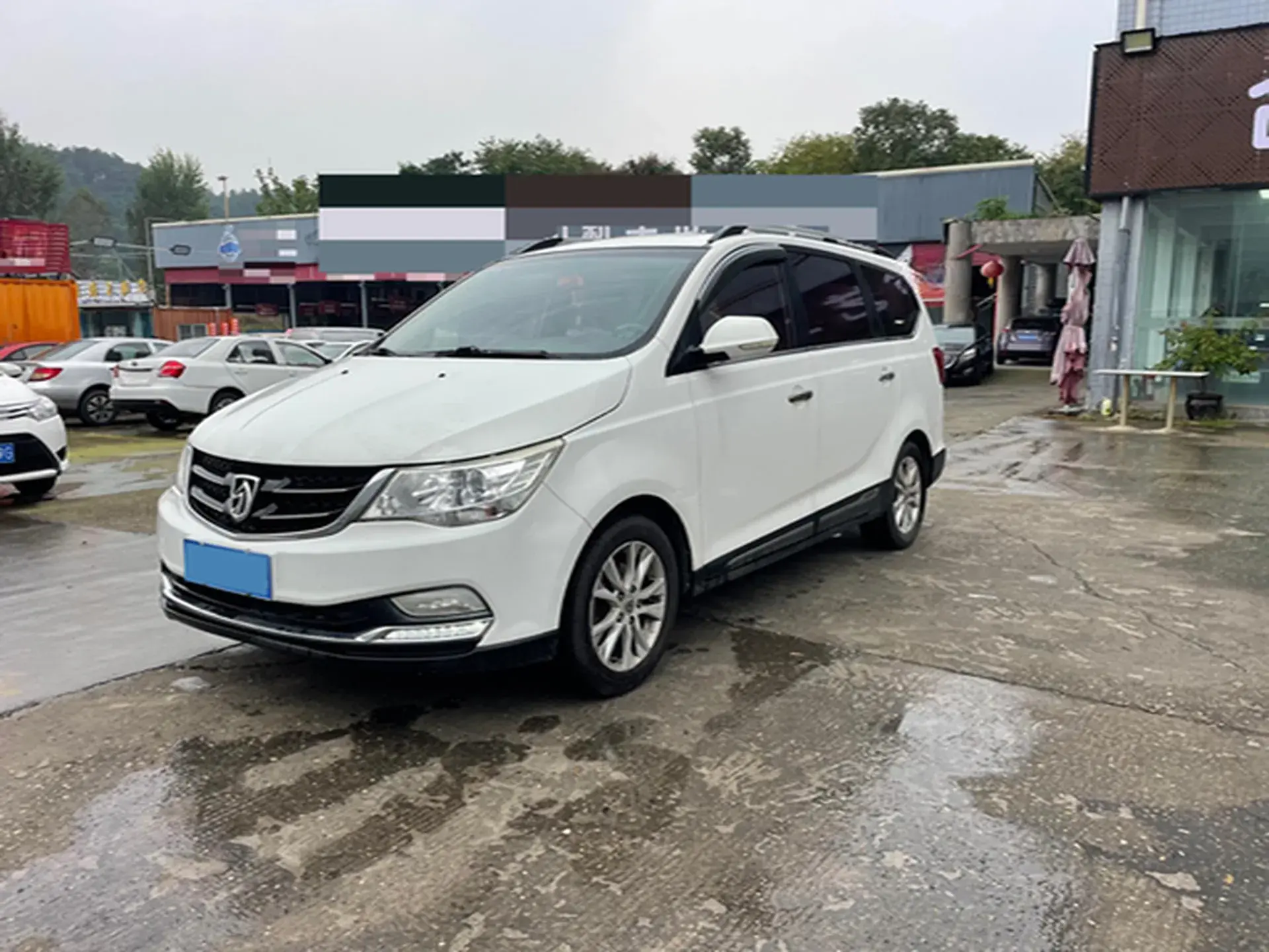 2016 BAOJUN 730 view 1