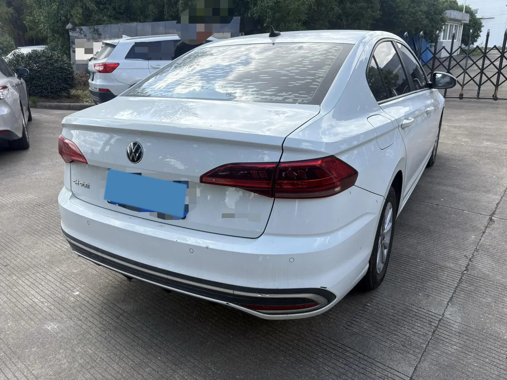 2023 VOLKSWAGEN BORA thumbnail 4