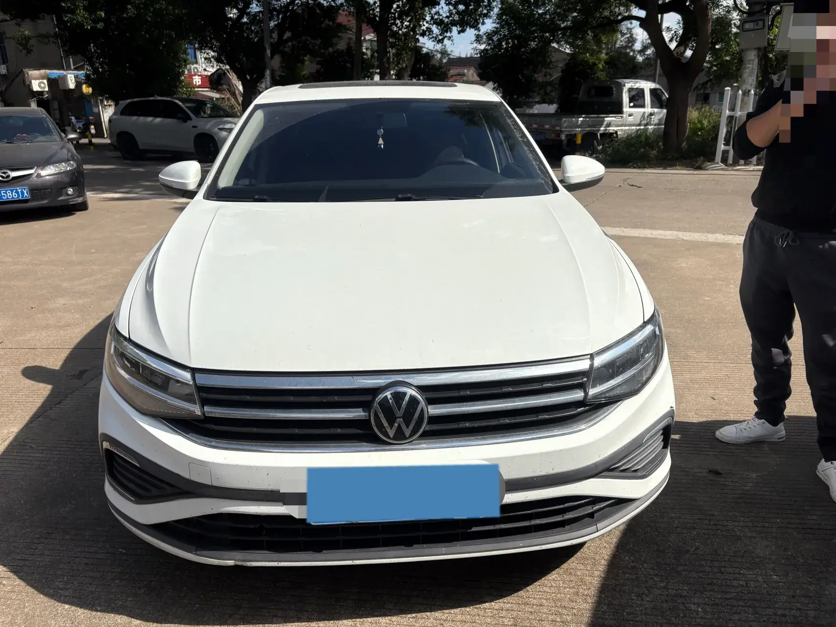 2023 VOLKSWAGEN BORA thumbnail 2