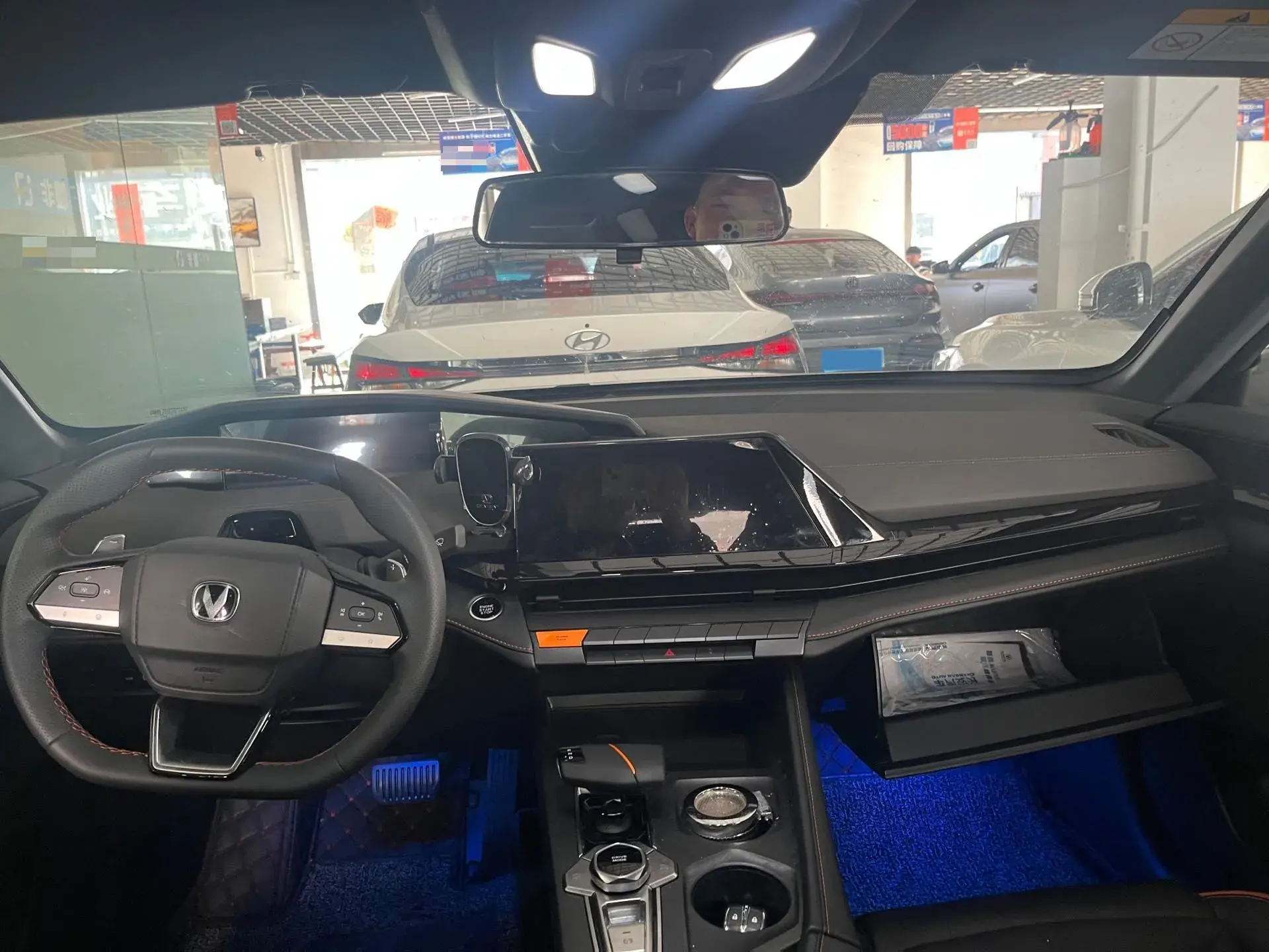 2023 CHANGAN UNI-V thumbnail 4