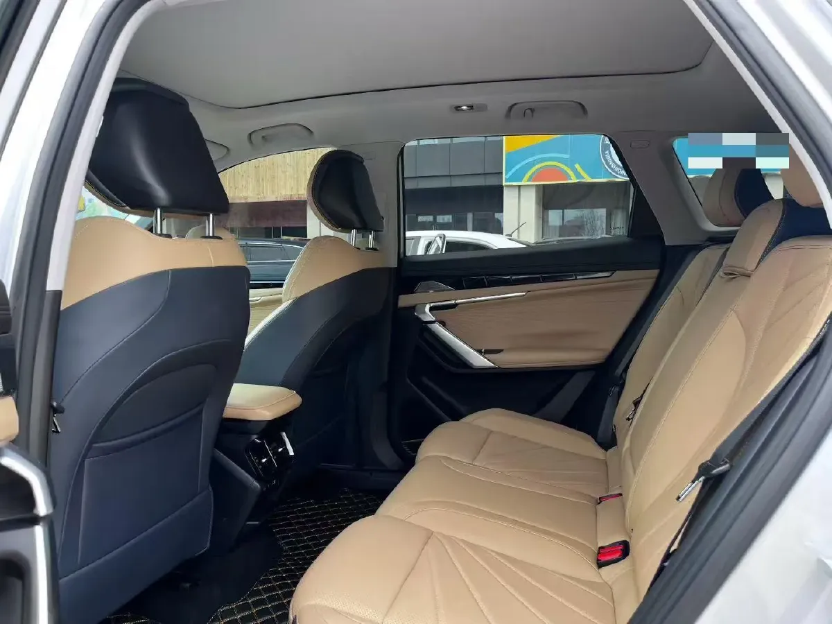 2023 Geely StarRay 1.5T 181HP L4 7DCT,autocango,china used car exporter,china ev exporter,chinese used car exporter,chinese used ev exporter