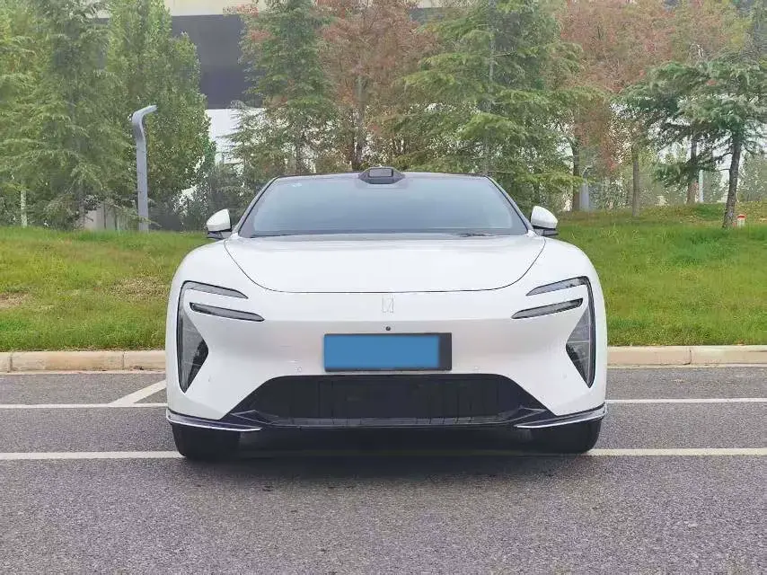 2025 AVATR 06 thumbnail 2