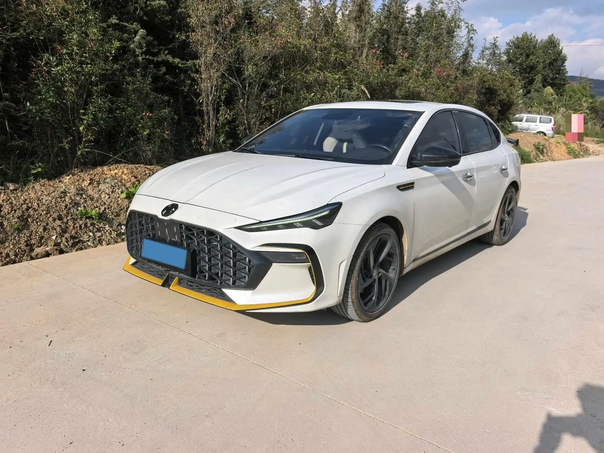 2020 MG MG6 view 1