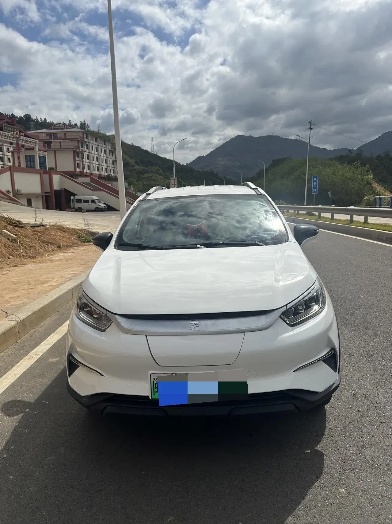 2021 BYD YUAN thumbnail 2