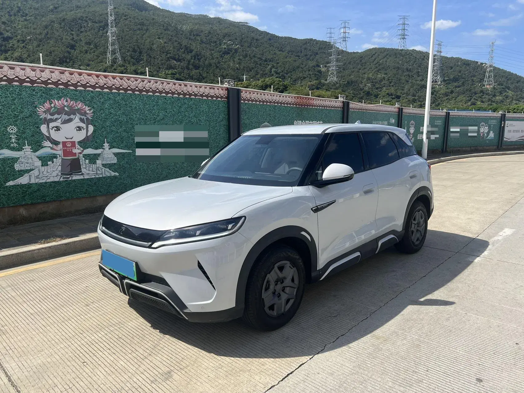 2024 BYD YUANUP view 1