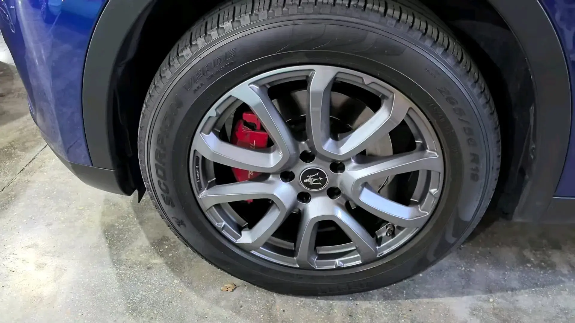 2019 MASERATI LEVANTE thumbnail 3